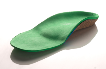 Ortopedski vložek po meri z višjo peto